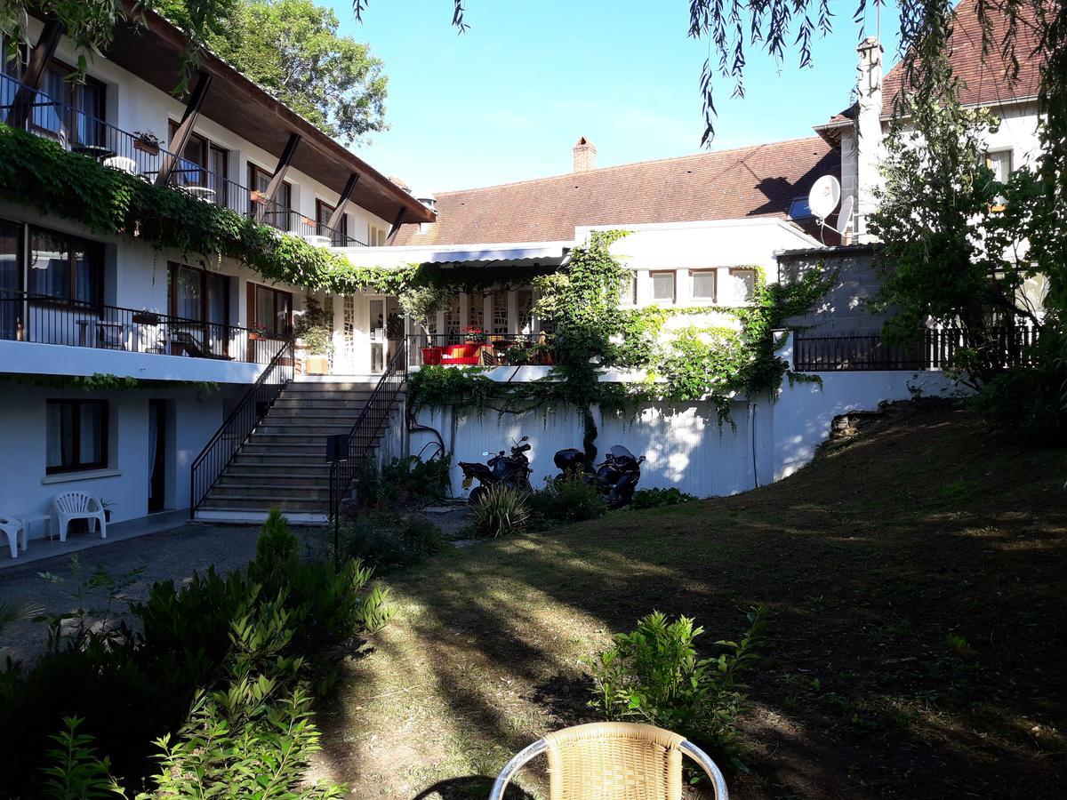 Hotel Restaurant La Croix Blanche Lyon Exterior photo